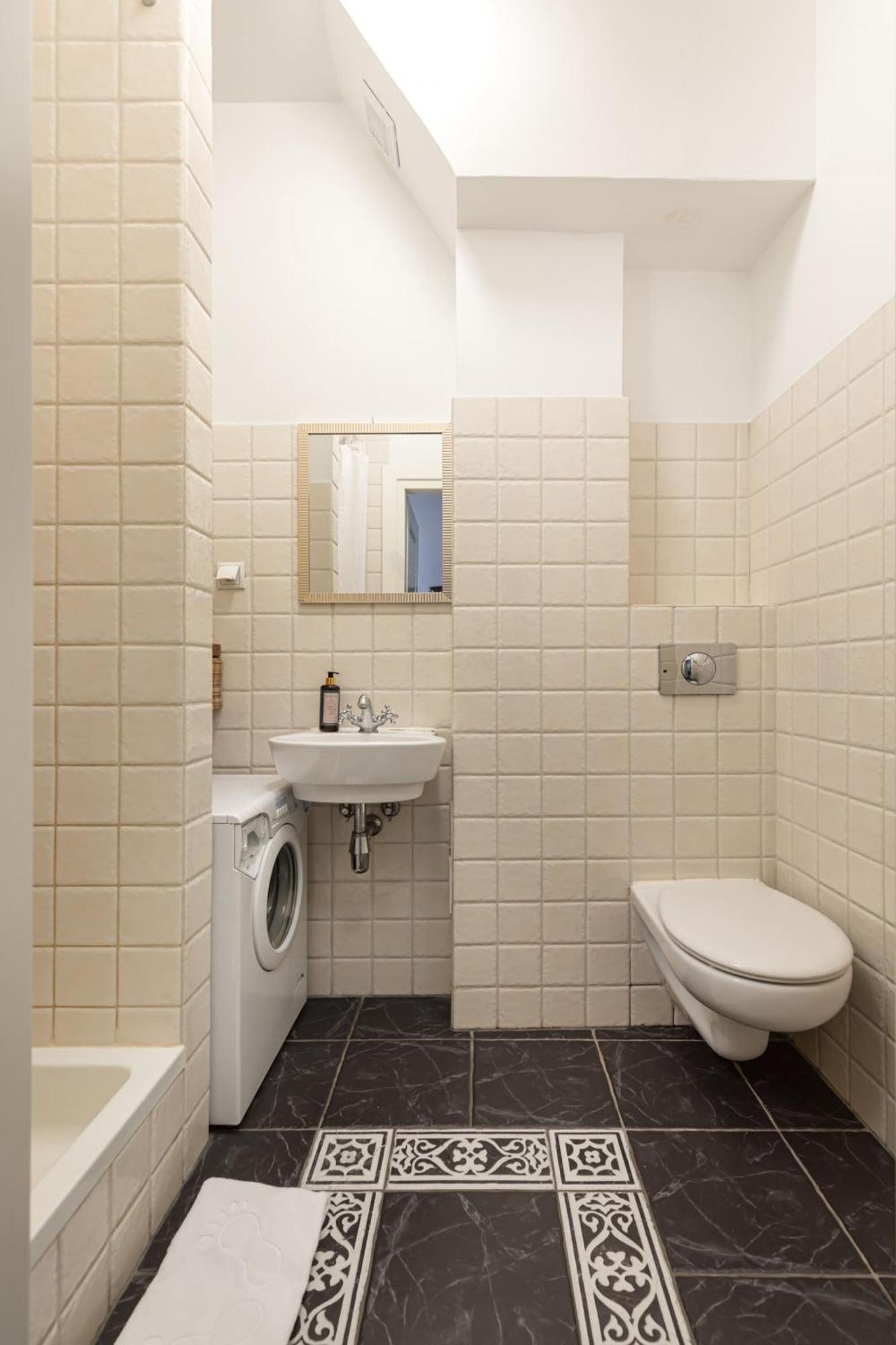 Fashioned Apartment Rycerska By Noclegi Renters วอร์ซอ ภายนอก รูปภาพ